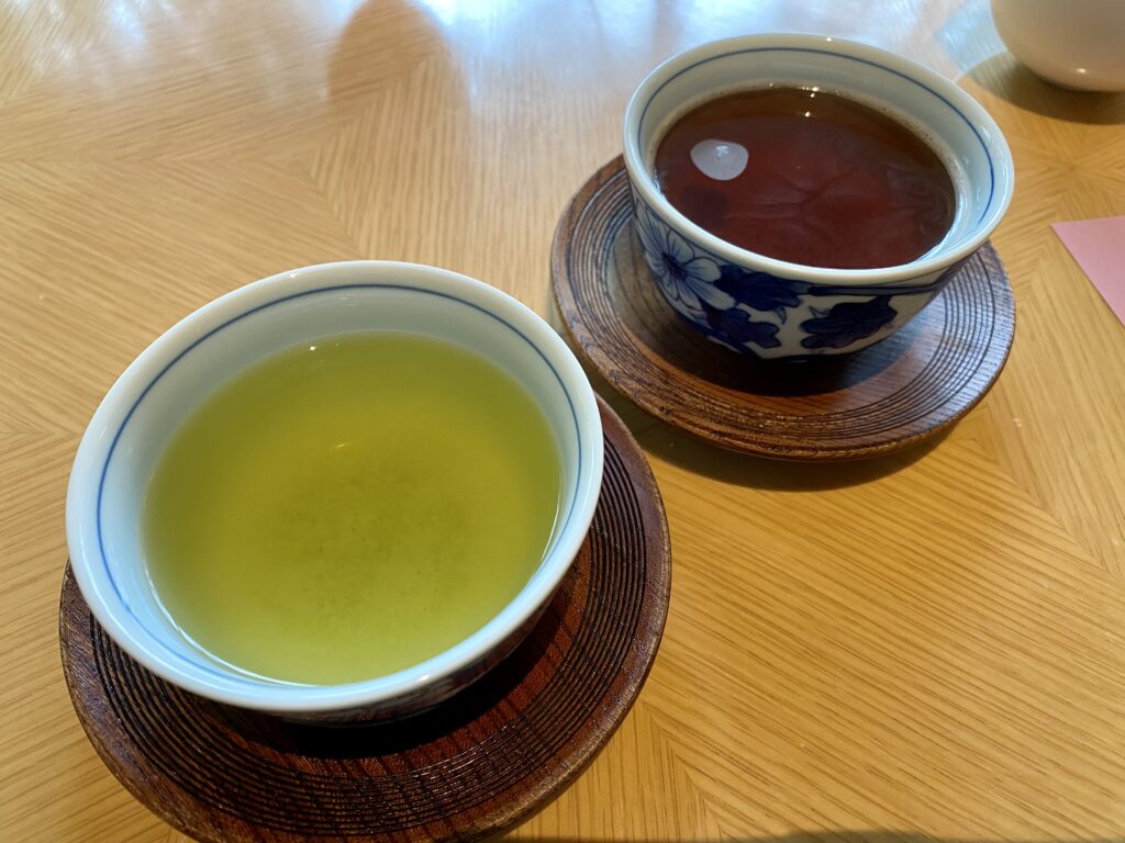京都「辻利」の煎茶とほうじ茶