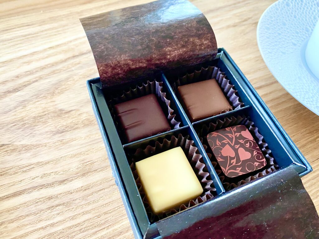 お土産のチョコレート