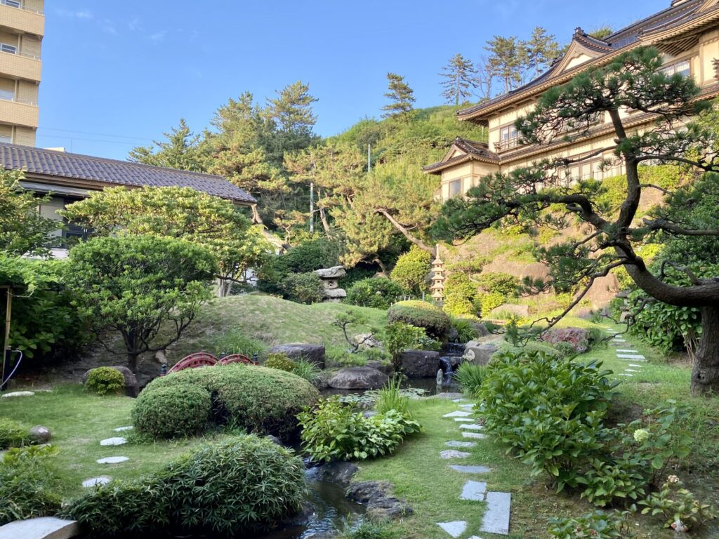 亀やの日本庭園