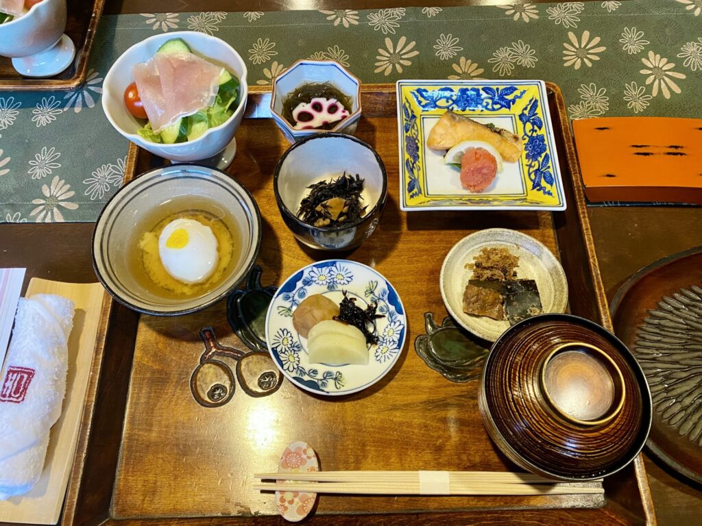 吉井旅館の朝食