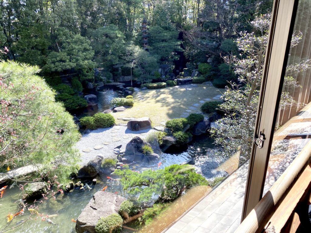山口県 松田屋ホテルの日本庭園
