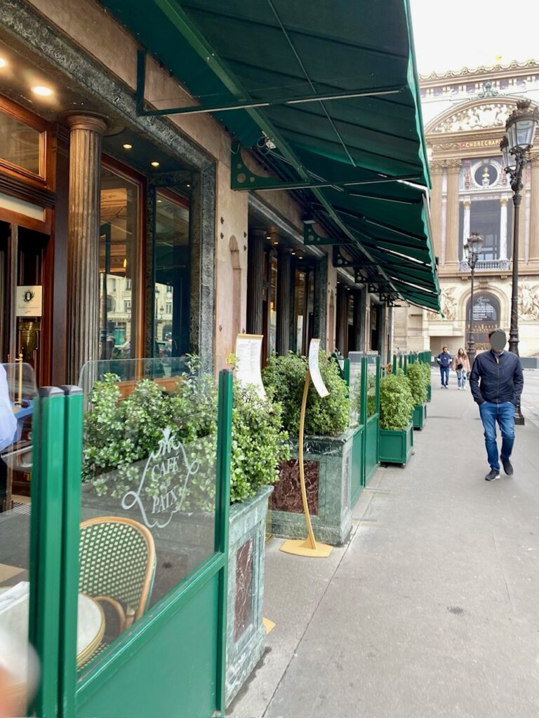 Cafe de la Paix